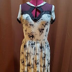 Hot Topic Disney Princess Toile Print Dress